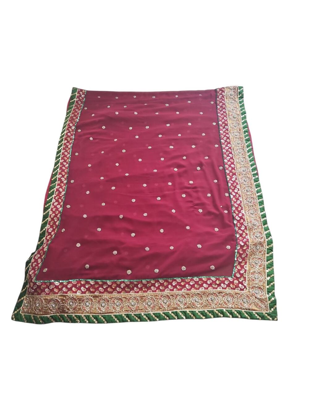 New Nisha Sagar Indian Saree Red Green and Gold Embroidered